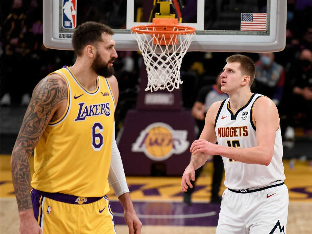 阿德巴约常 阿德巴约常